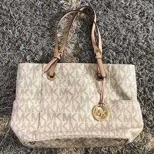 Michael Kors Medium Leather Charlotte Logo Bag